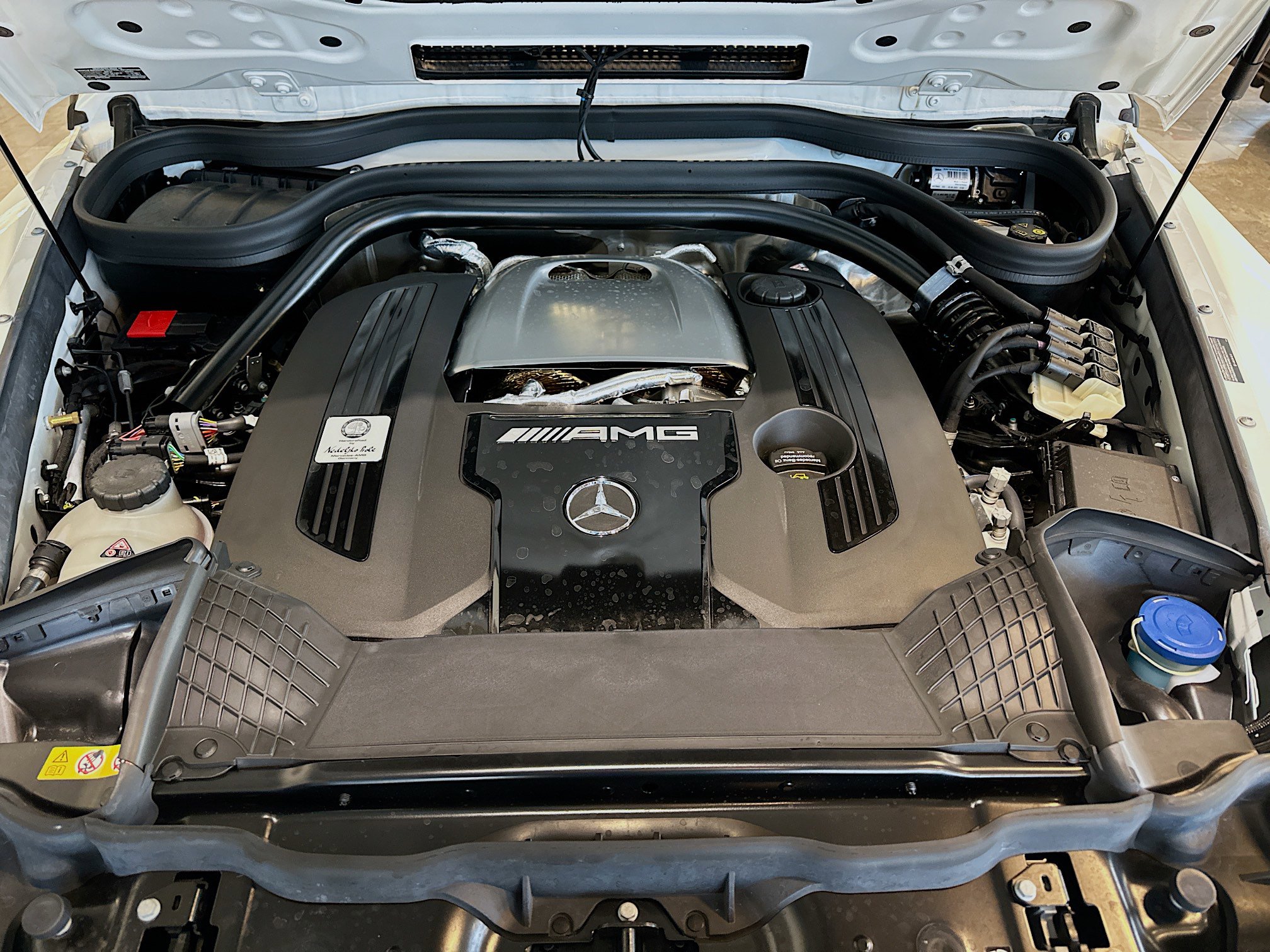 Certified 2025 Mercedes-Benz G 63 AMG 4MATIC image 38