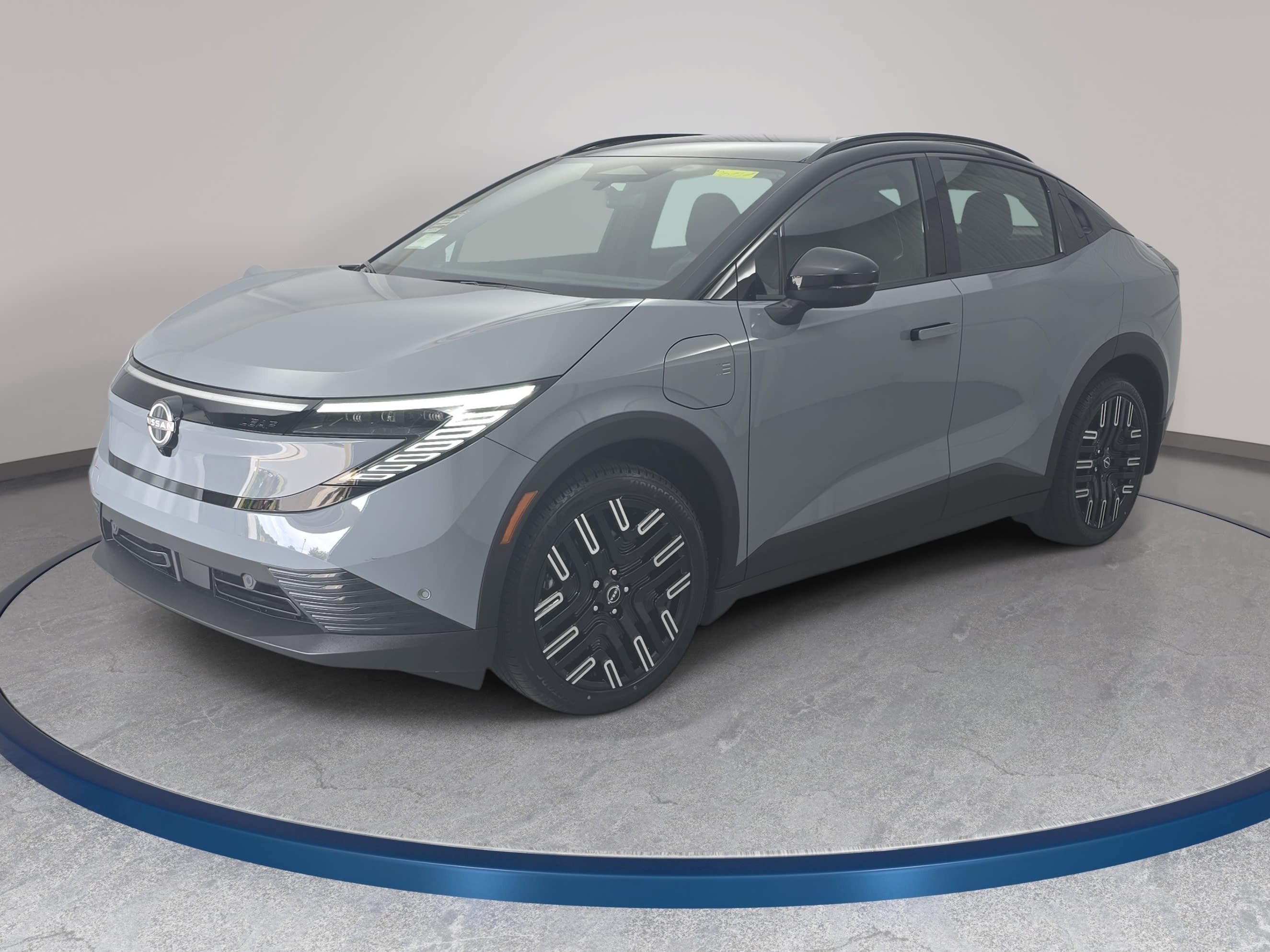 New 2026 Nissan Leaf Platinum+ FWD image 1