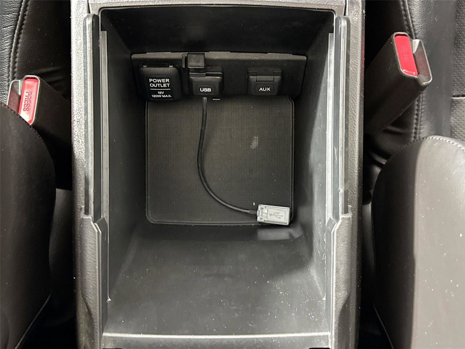 Used 2010 Acura TSX Sedan image 33