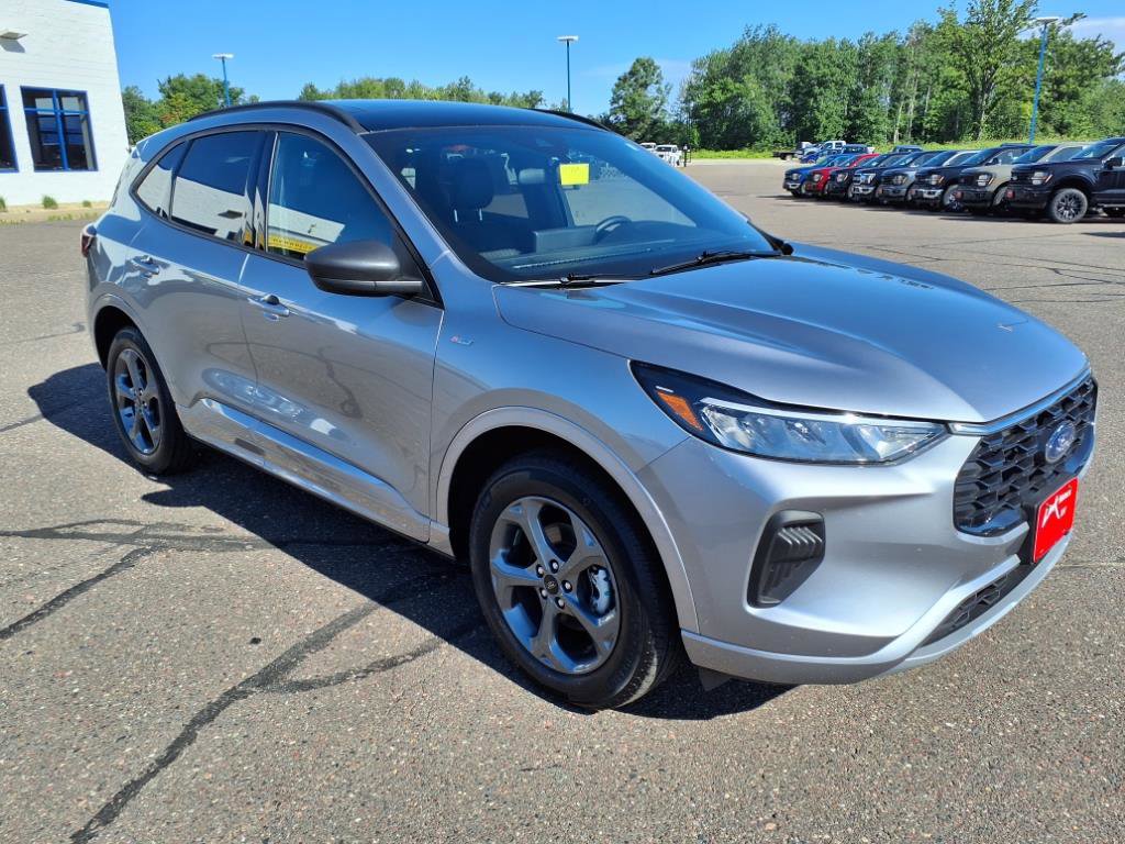 Certified 2024 Ford Escape ST-Line w/ Tech Pack #1 image 8