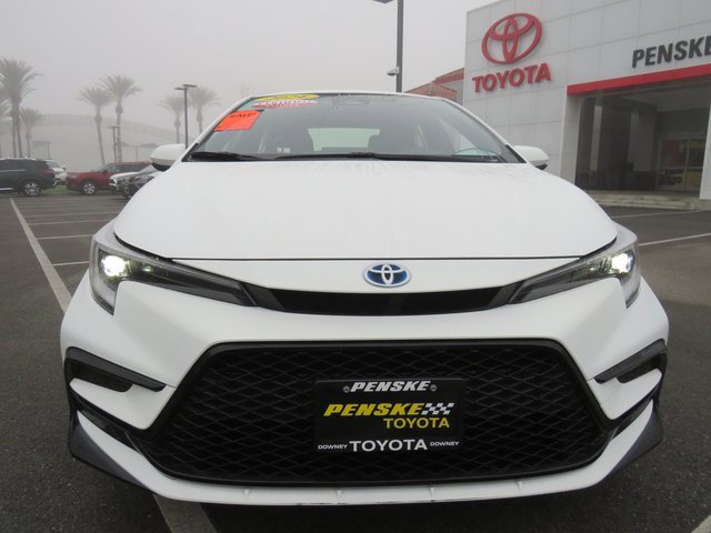 Certified 2024 Toyota Corolla SE image 2