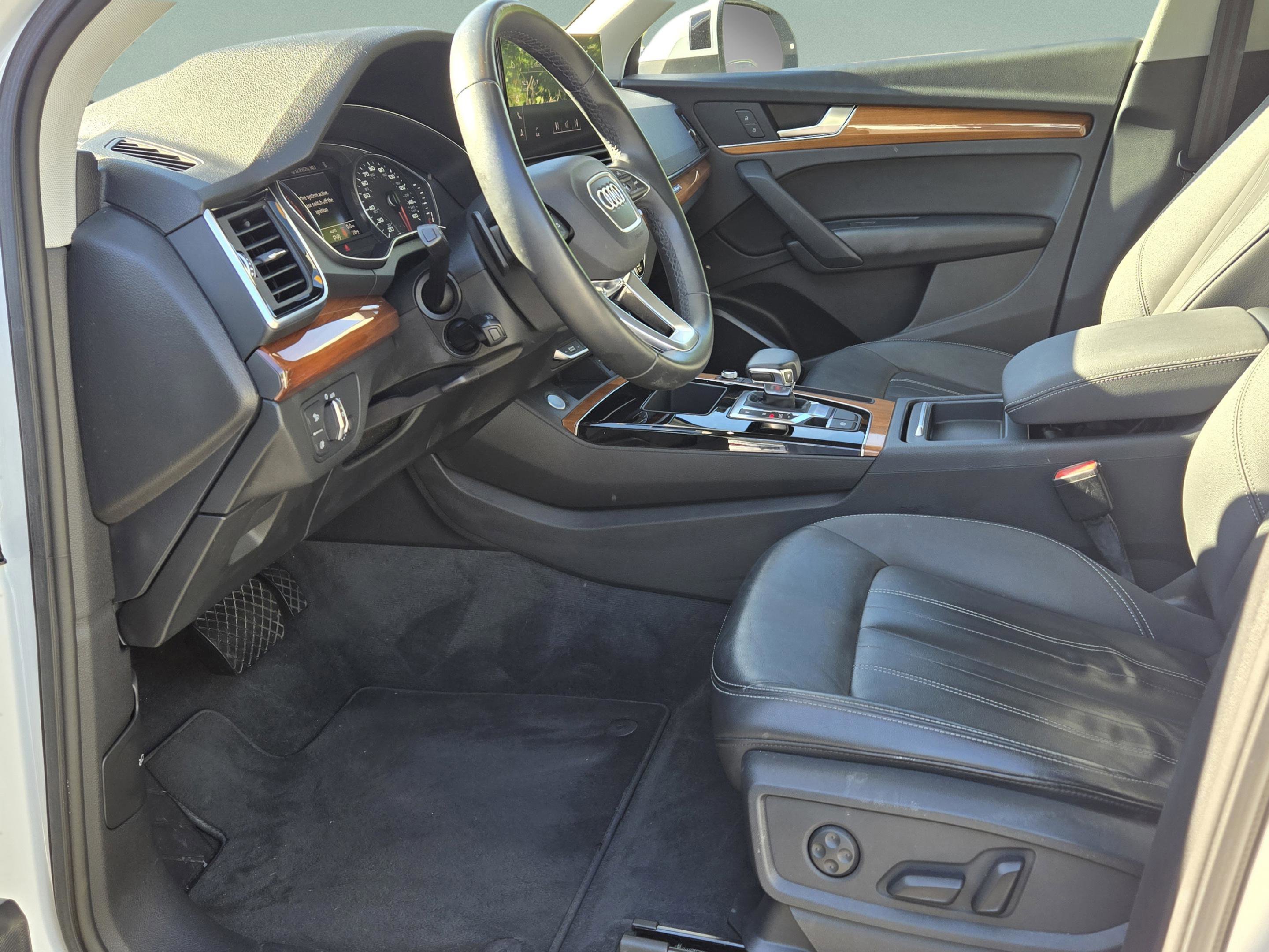 Used 2021 Audi Q5 2.0T Premium w/ Convenience Package AWD/4WD image 30