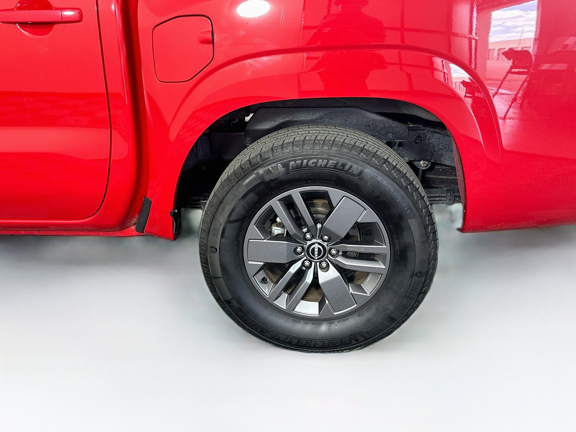 Used 2026 Nissan Frontier SV RWD image 11