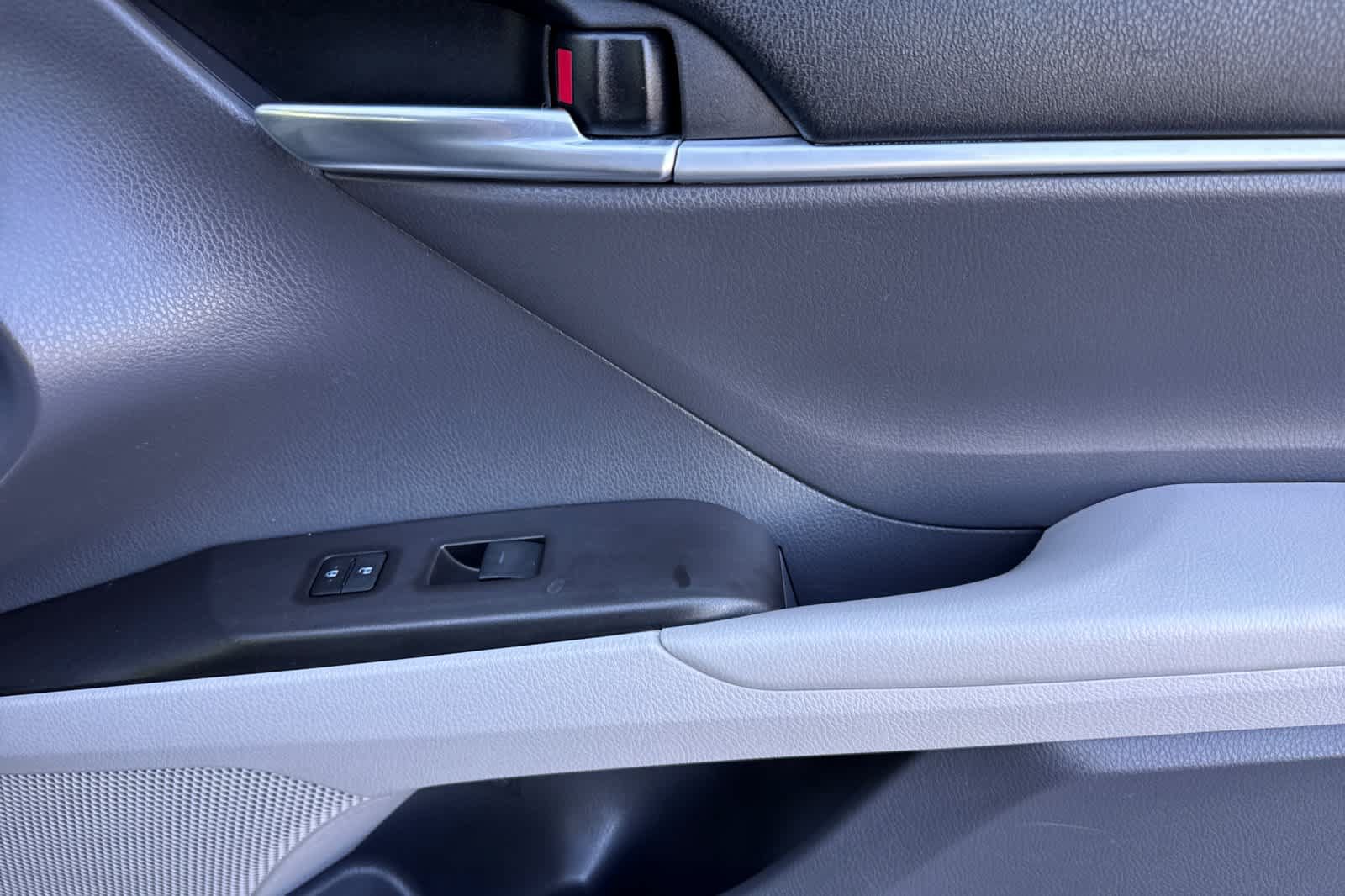 Certified 2023 Toyota Camry LE FWD image 17