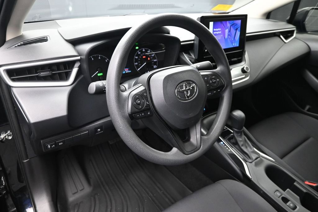 Used 2024 Toyota Corolla LE FWD image 17