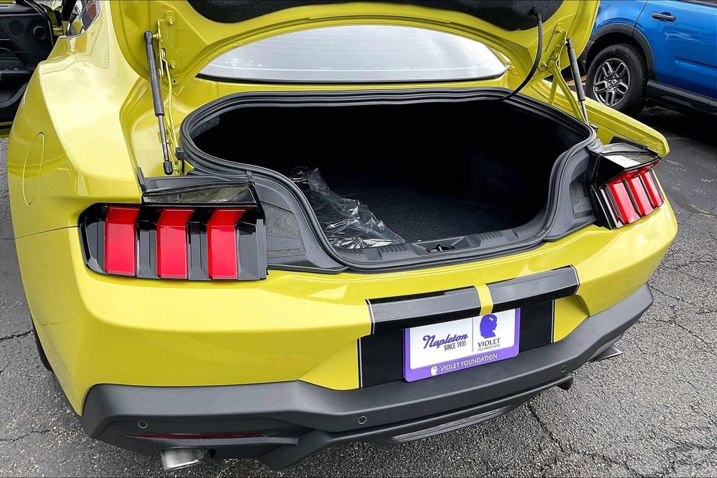 New 2025 Ford Mustang Premium RWD image 27