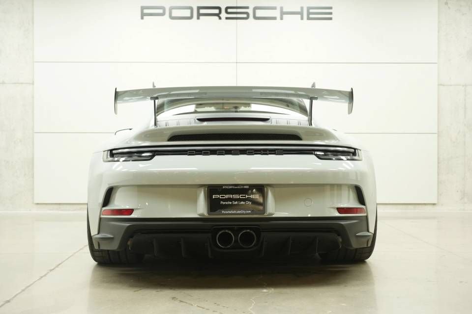 Used 2022 Porsche 911 GT3 RWD image 12