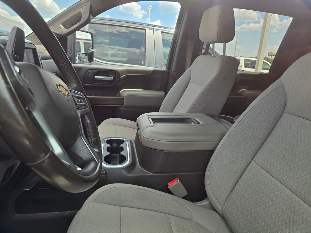 Used 2021 Chevrolet Silverado 2500 LT w/ All Star Edition AWD/4WD image 3