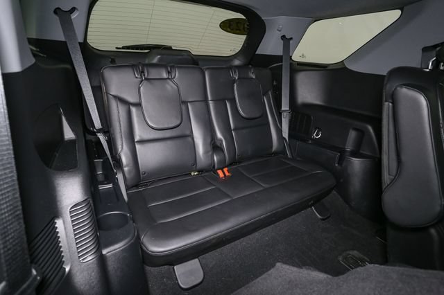 Used 2023 Ford Explorer XLT w/ Equipment Group 202A AWD/4WD image 20