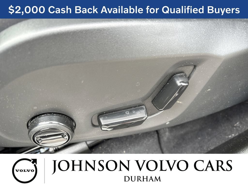 New 2026 Volvo XC60 T8 Plus w/ Protection Package Premier AWD/4WD image 14