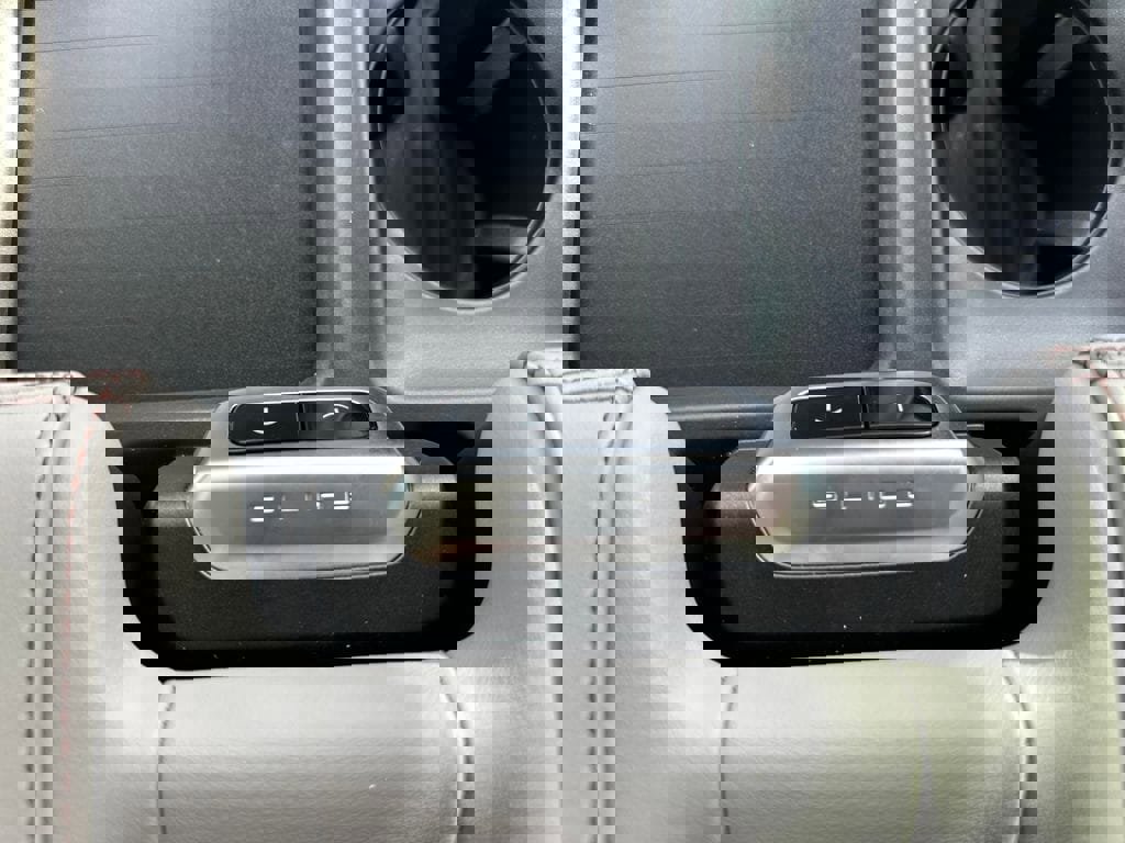 New 2025 Ford Expedition Max Active image 25