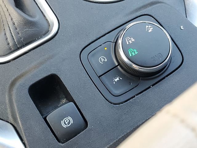 Used 2022 Chevrolet Traverse LT AWD/4WD image 25