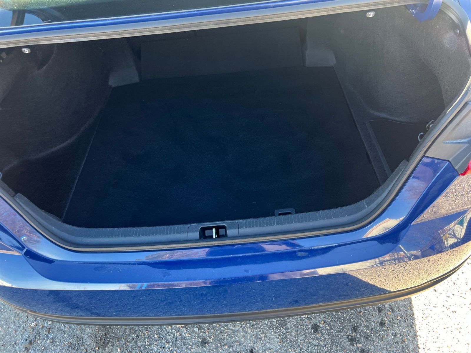 Used 2025 Toyota Camry LE image 30