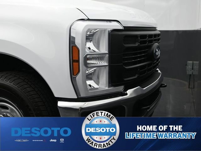 New 2025 Ford F250 XL w/ XL Chrome Package image 28