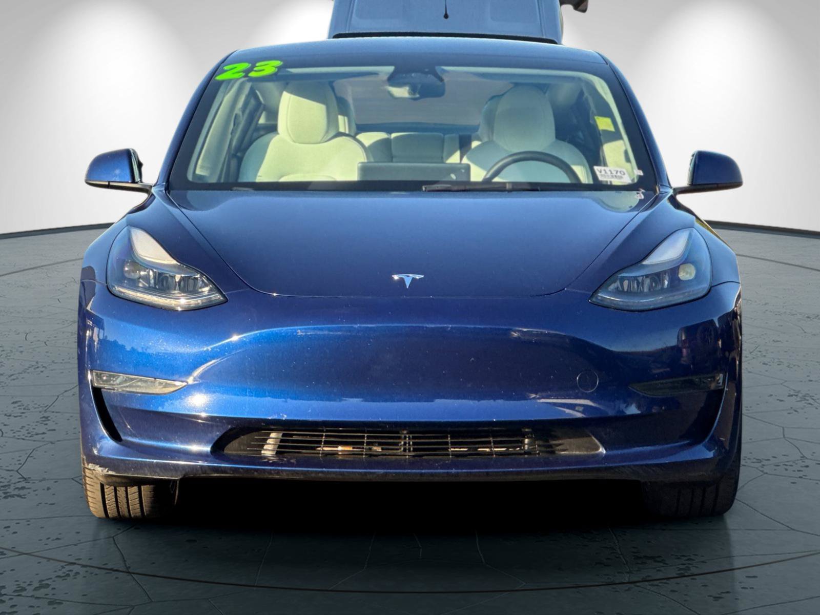 Used 2023 Tesla Model 3 Standard Range RWD image 9