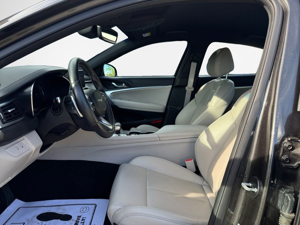 Used 2023 Genesis G70 2.0T AWD/4WD image 12