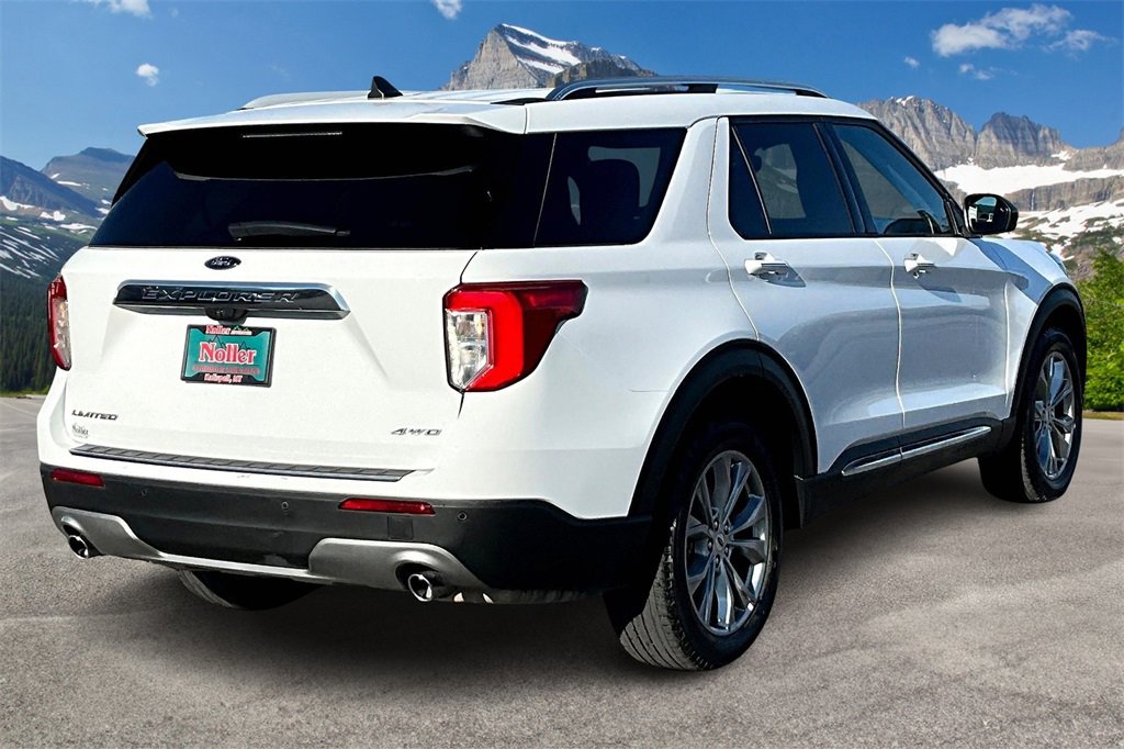 Used 2024 Ford Explorer Limited image 2
