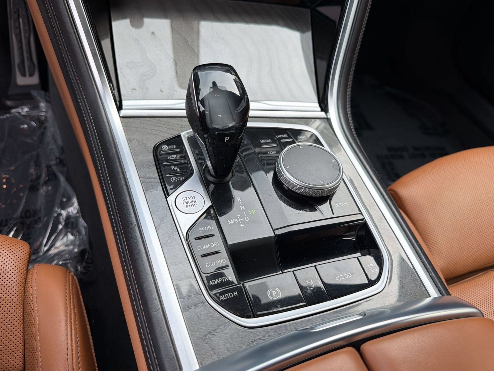 Used 2022 BMW 840i Convertible w/ Comfort Seating Package RWD image 16