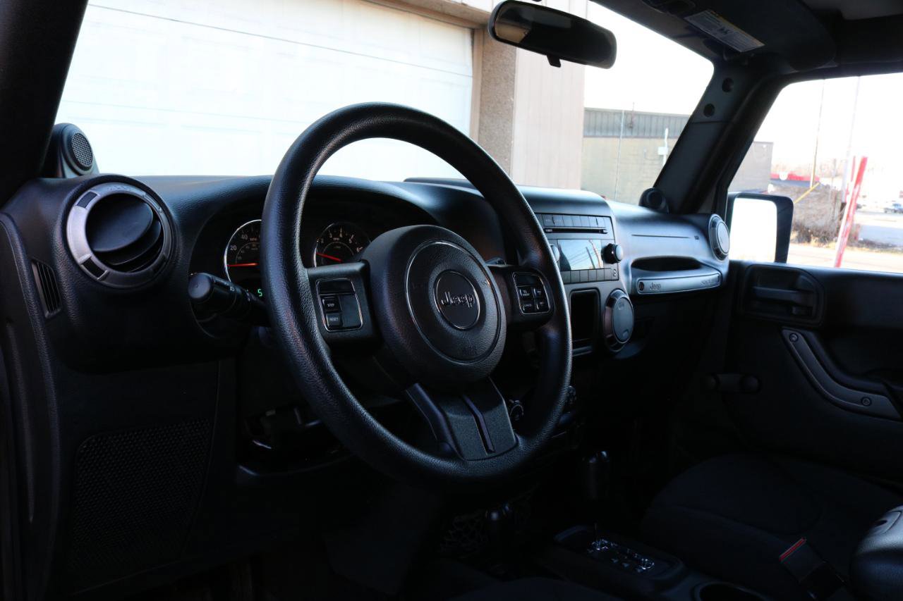 Used 2013 Jeep Wrangler Unlimited Sport image 19
