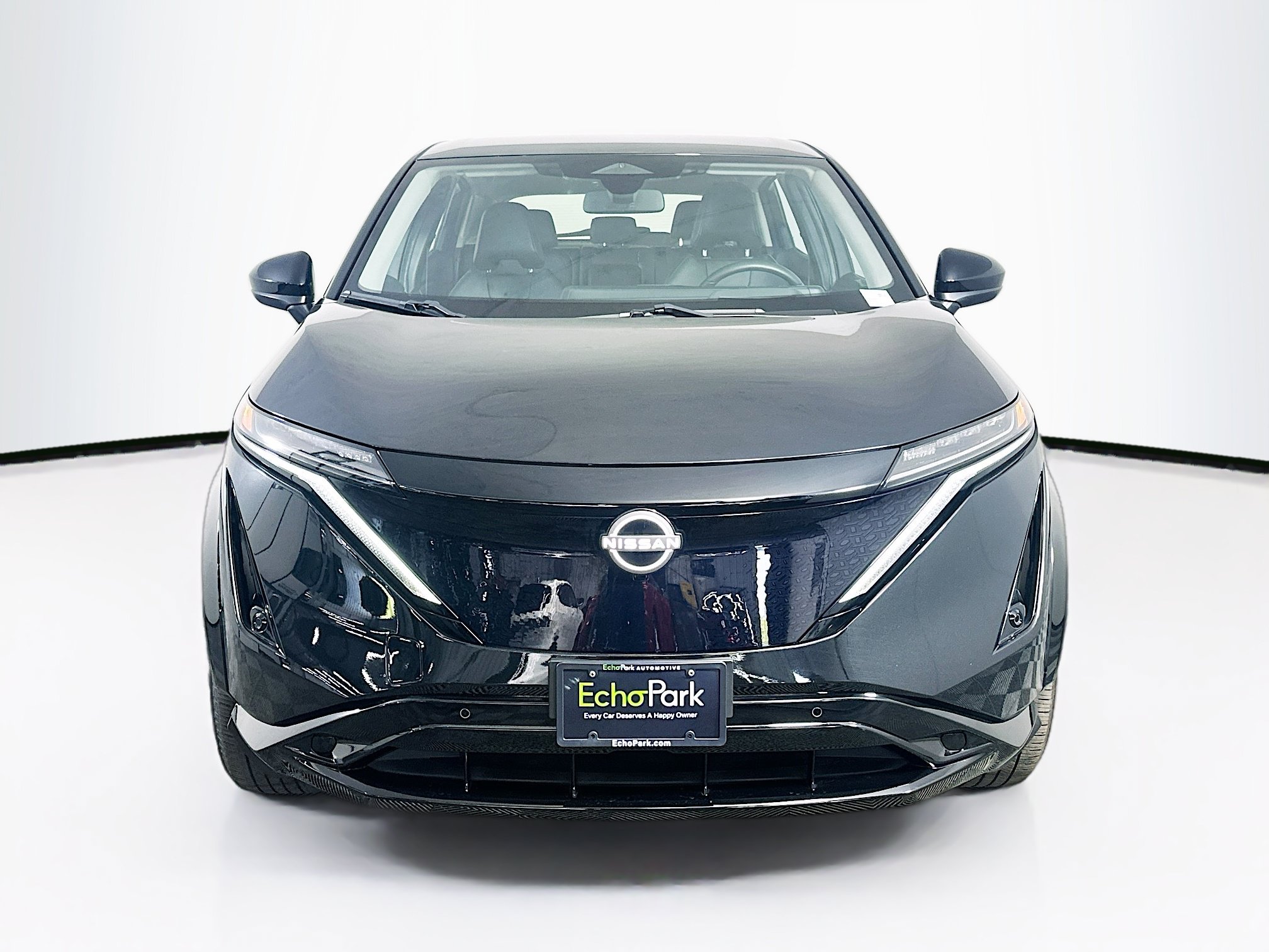Used 2024 Nissan Ariya FWD image 2