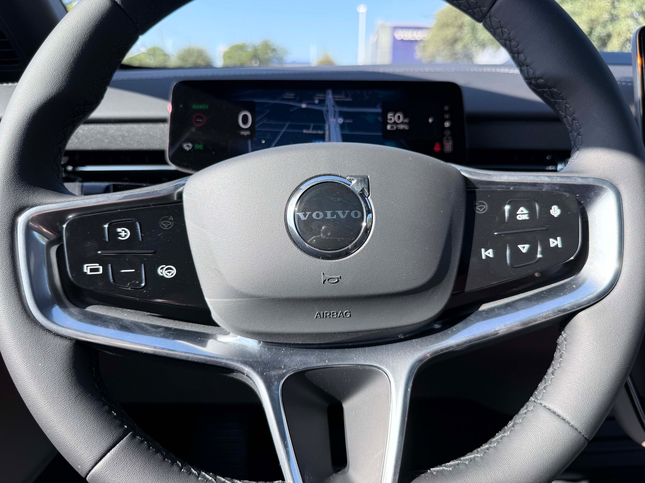 New 2026 Volvo EX90 Plus RWD image 17