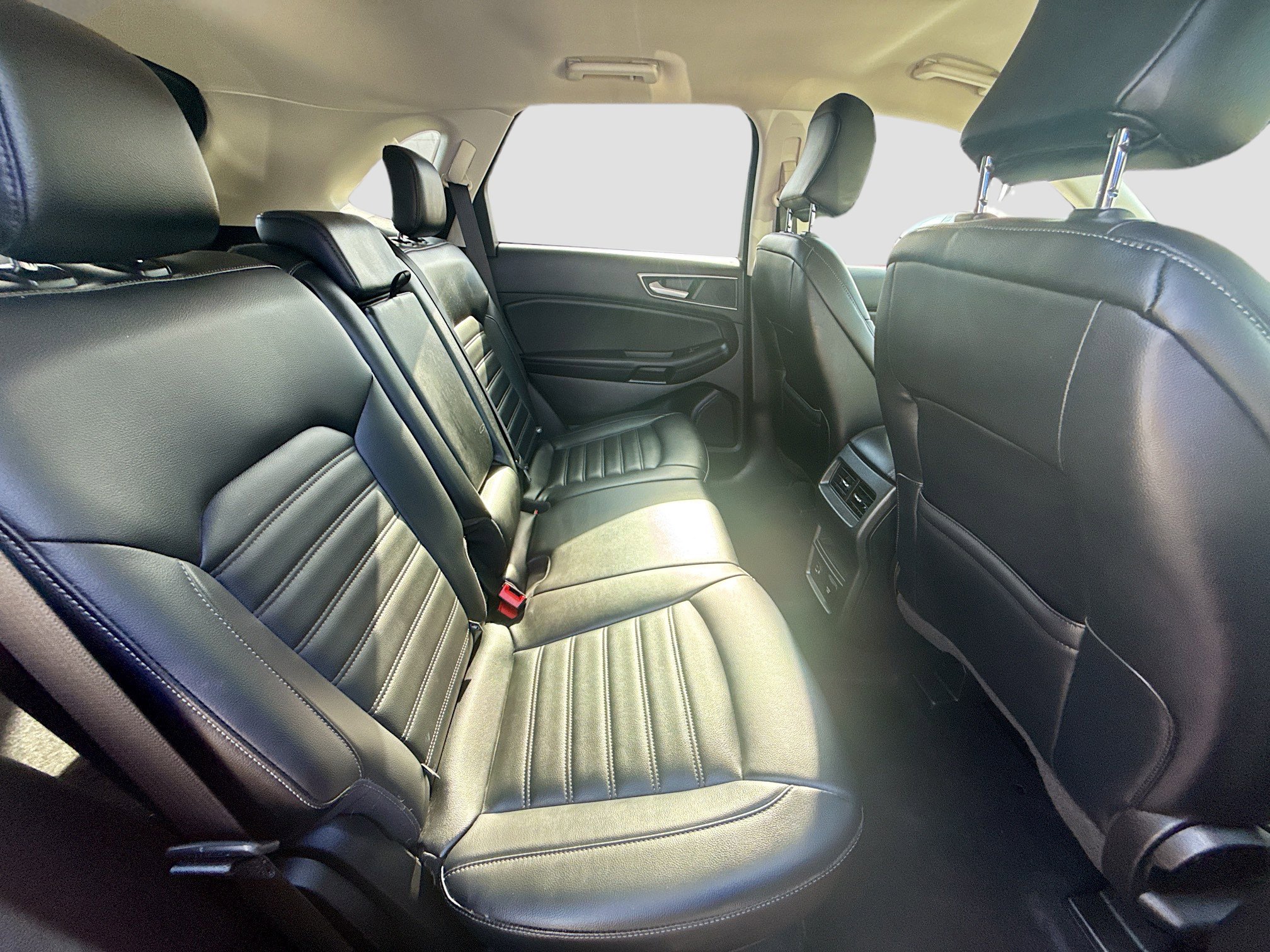 Used 2022 Ford Edge SEL w/ Convenience Package image 28