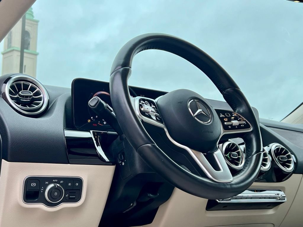 Certified 2022 Mercedes-Benz GLA 250 4MATIC image 8