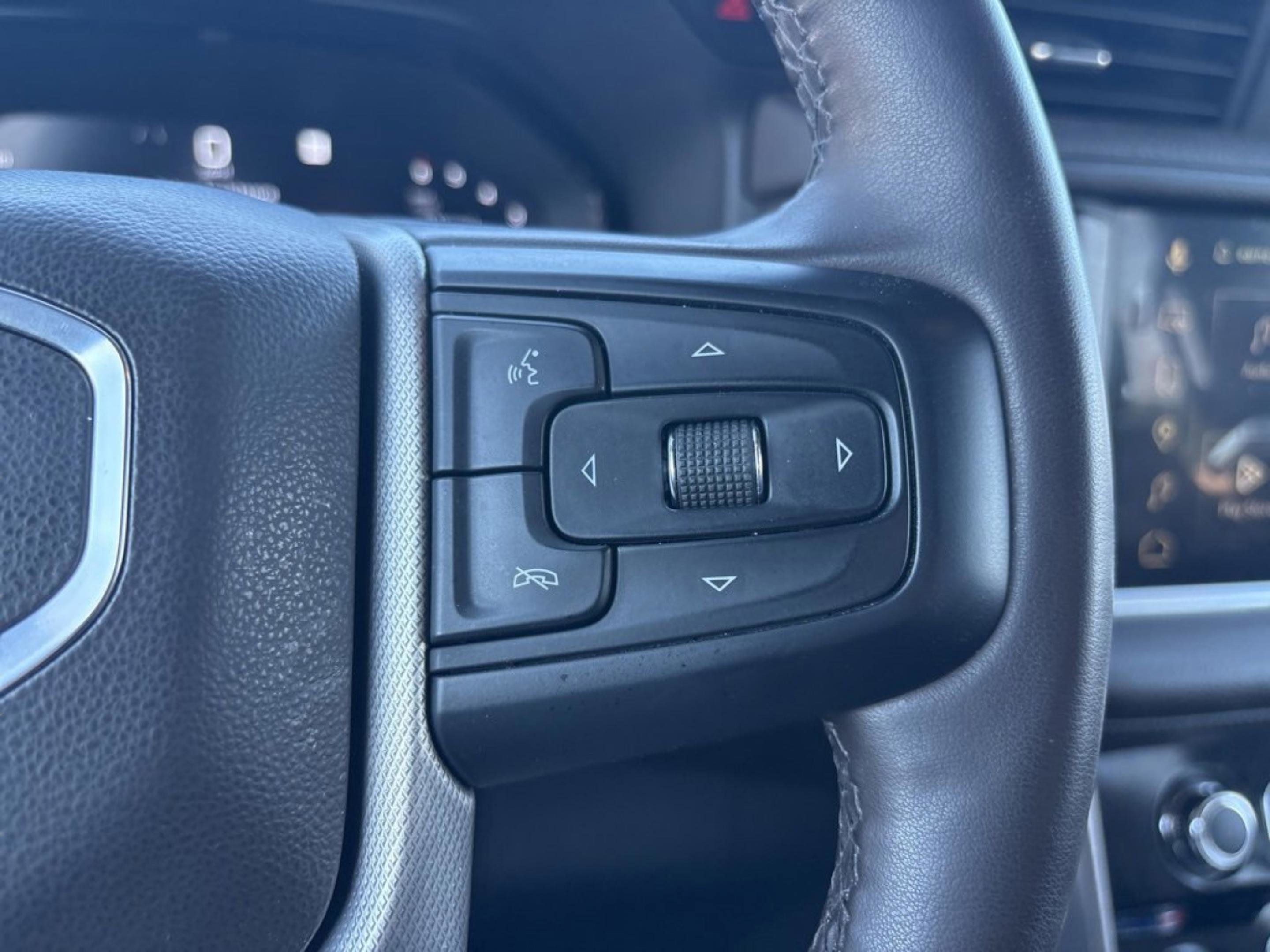 Used 2023 GMC Yukon XL Denali image 20