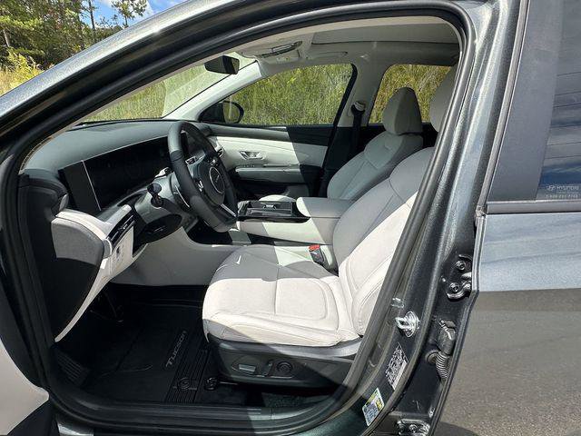 New 2025 Hyundai Tucson SEL image 9