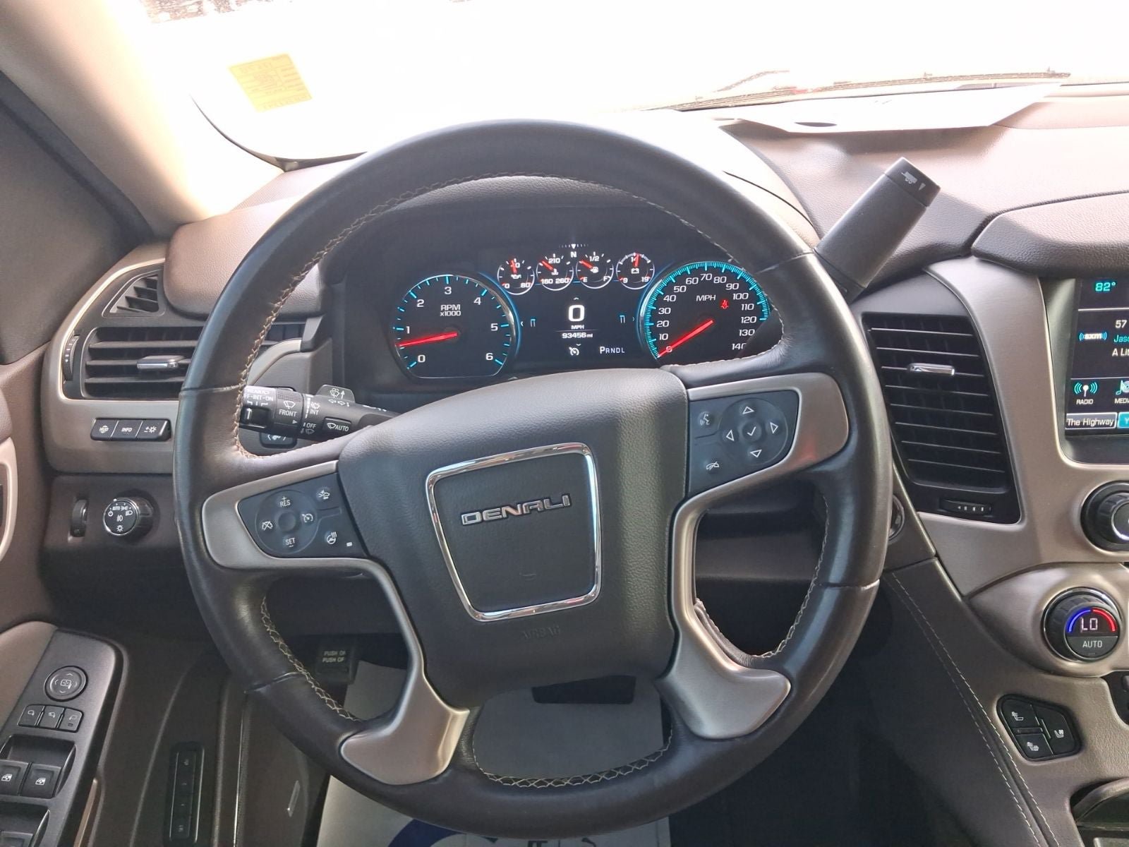 Used 2019 GMC Yukon XL Denali w/ Open Road Package AWD/4WD image 15