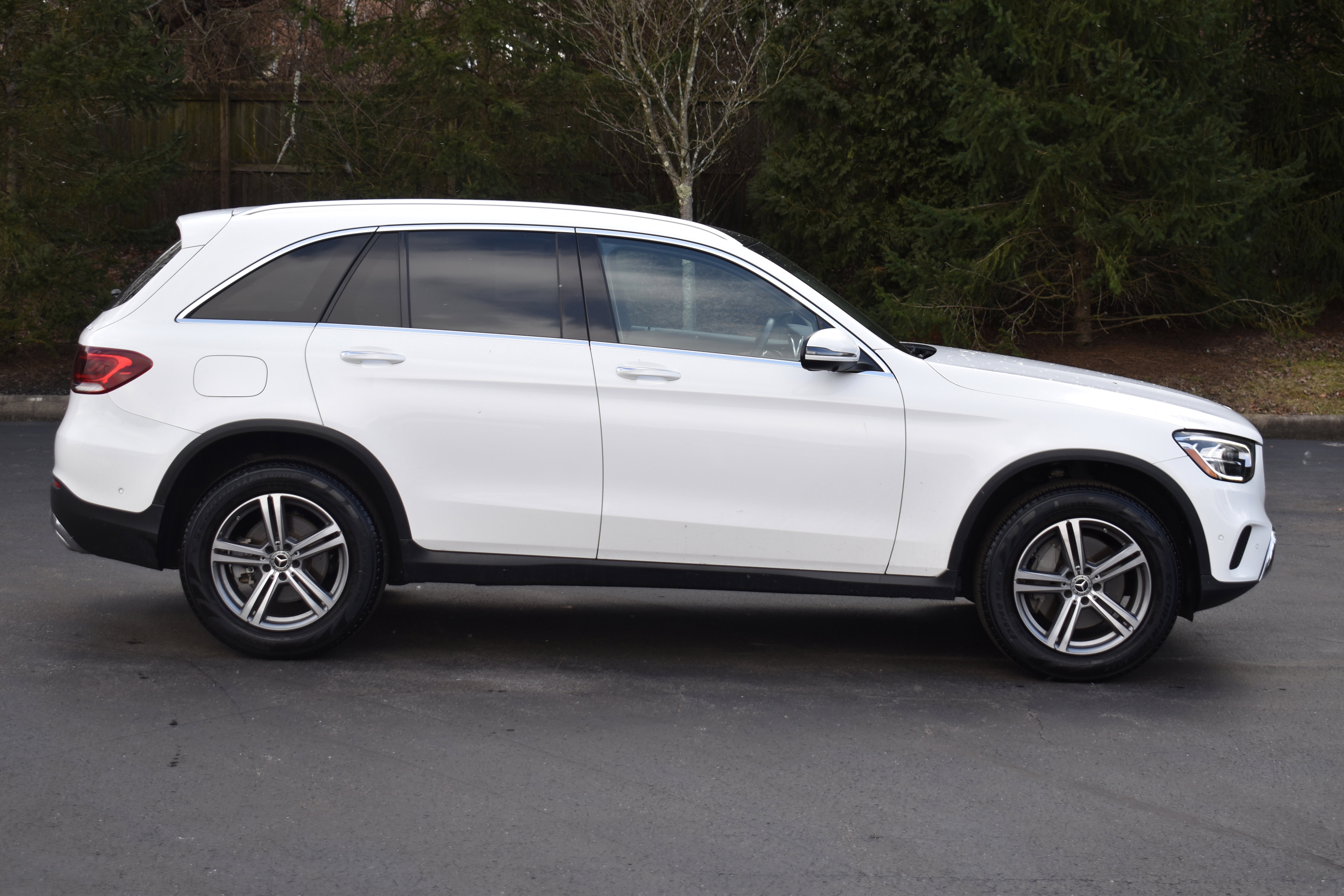 Used 2021 Mercedes-Benz GLC 300 GLC 300 image 35