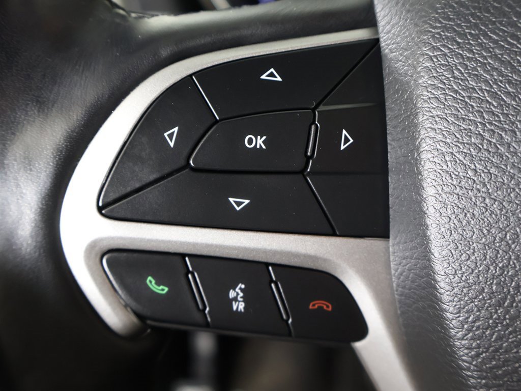 Used 2022 Jeep Grand Cherokee Limited image 45