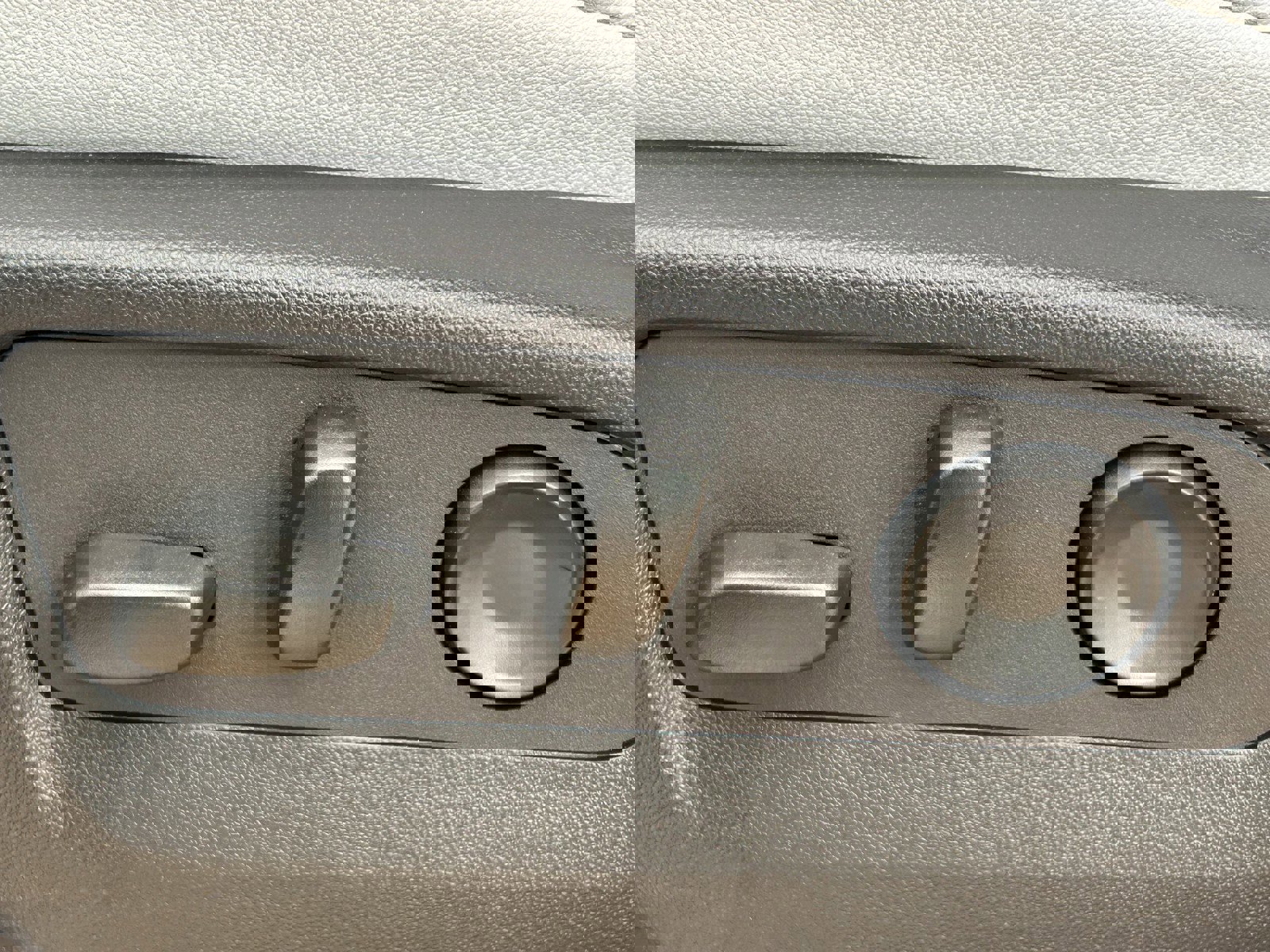 New 2025 Chevrolet Suburban Premier image 23