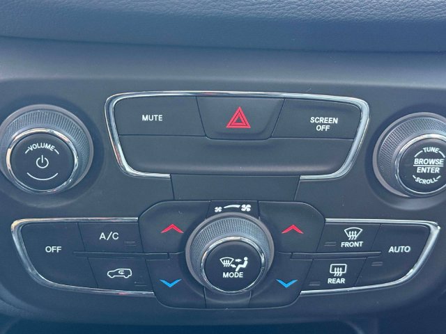 Used 2019 Jeep Compass Limited AWD/4WD image 28