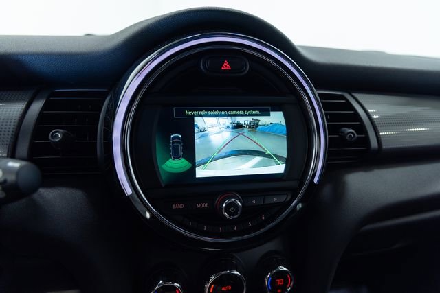 Used 2020 MINI Cooper 4-Door Hardtop image 18