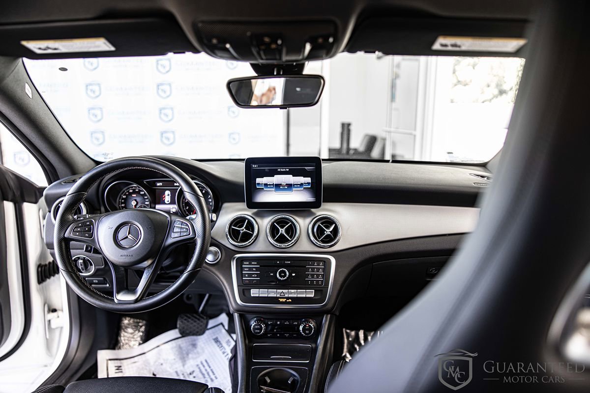 Used 2018 Mercedes-Benz CLA 250 image 33
