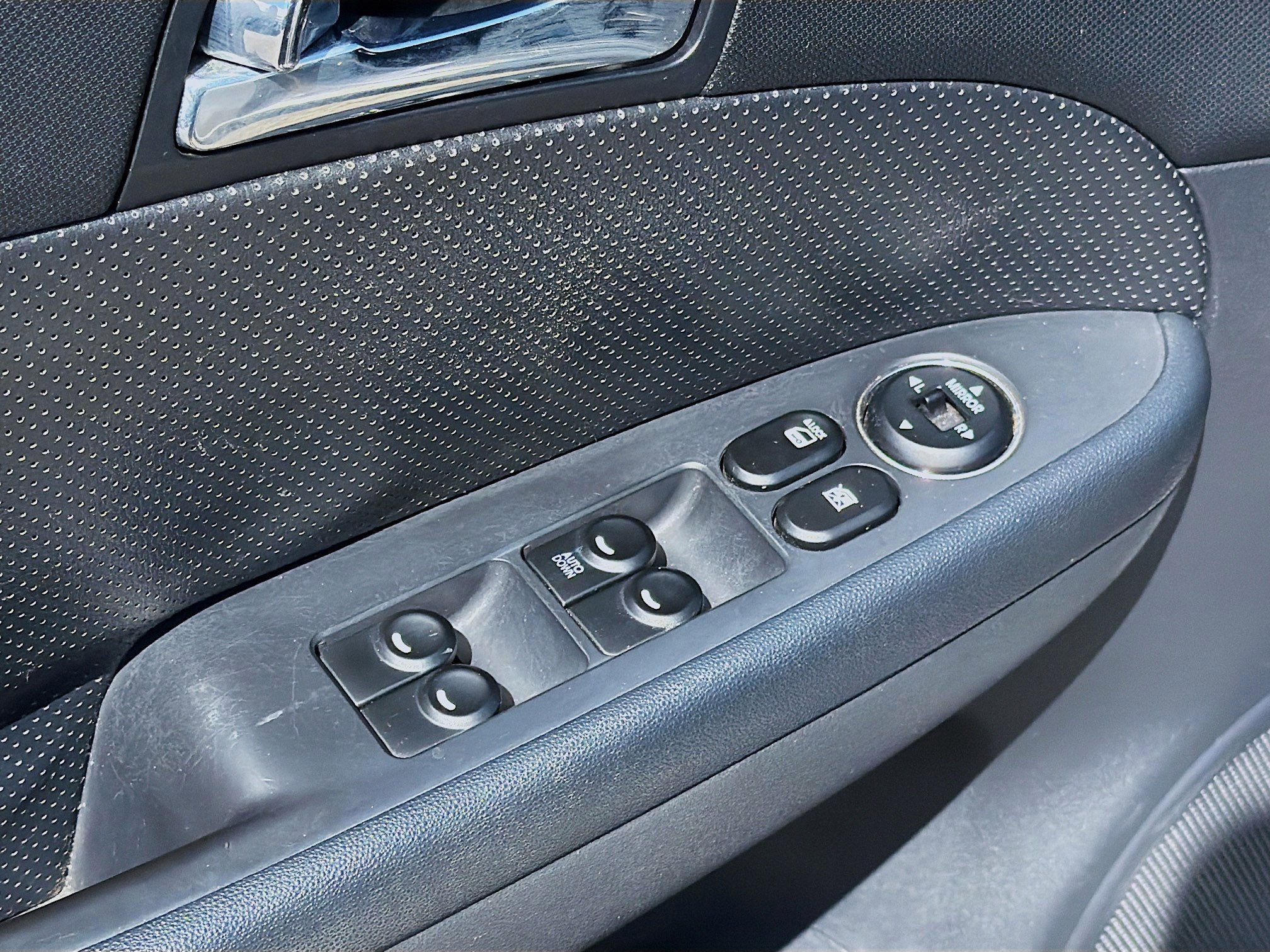 Used 2012 Hyundai Elantra SE image 21