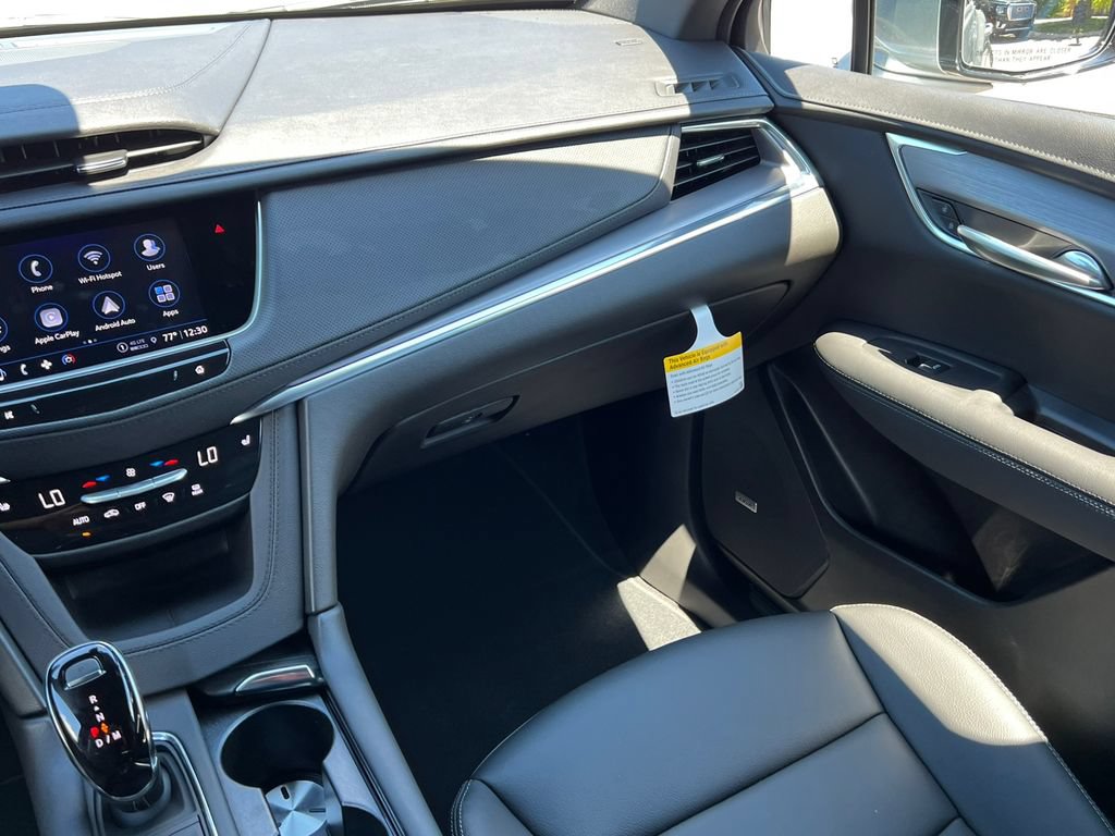 New 2026 Cadillac XT5 Luxury w/ LPO, Floor Liner Package AWD/4WD image 34