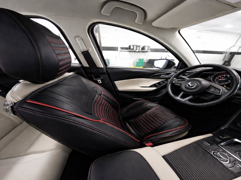 Used 2017 MAZDA MAZDA3 Grand Touring FWD image 11