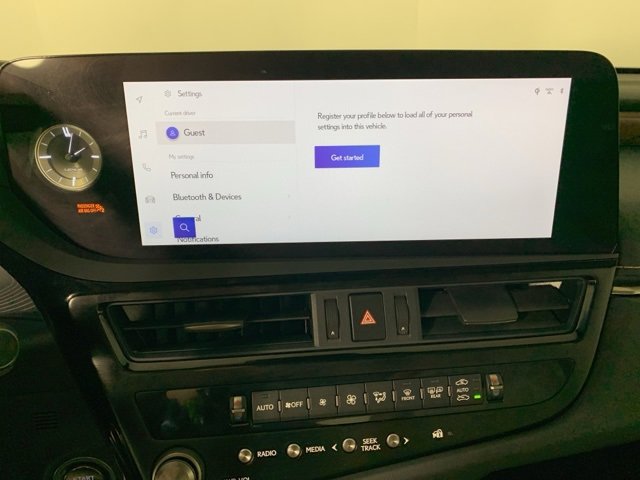 Used 2025 Lexus ES 350 Ultra Luxury w/ Accessory Package (Z2) image 28