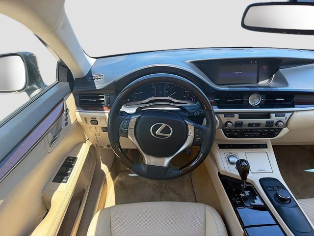 Used 2015 Lexus ES 350 w/ Premium Package FWD image 16
