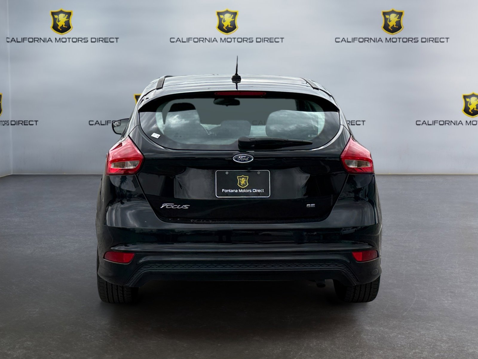 Used 2016 Ford Focus SE w/ SE Sport Package image 4