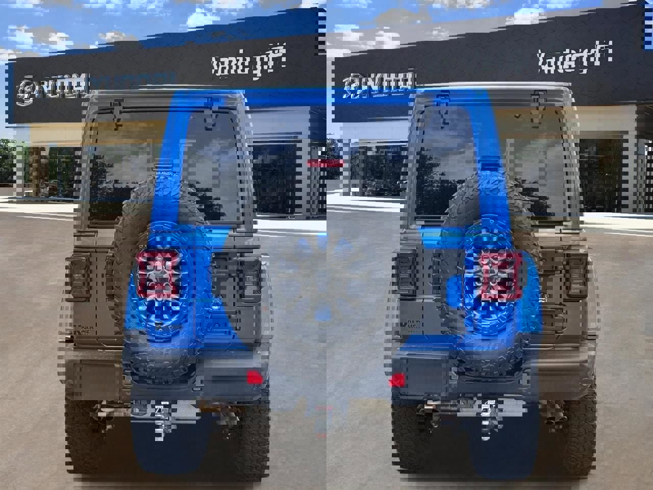 Used 2023 Jeep Wrangler Unlimited Rubicon 392 w/ Trailer Tow Package AWD/4WD image 13