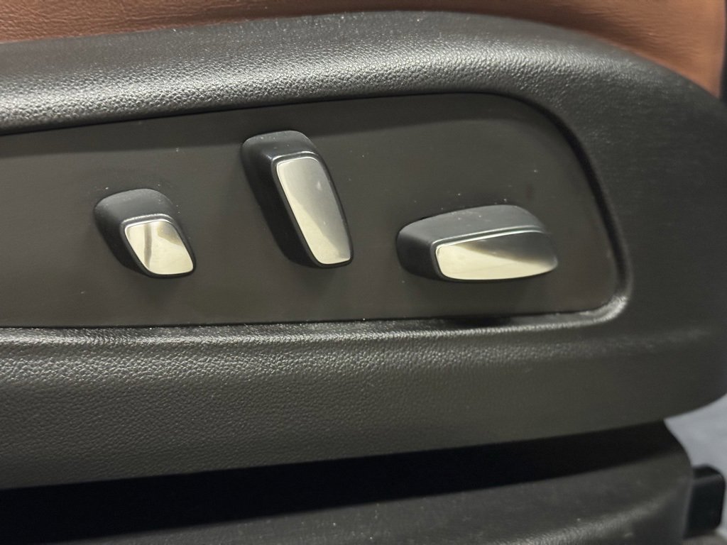 Used 2024 Cadillac XT5 Premium Luxury image 31