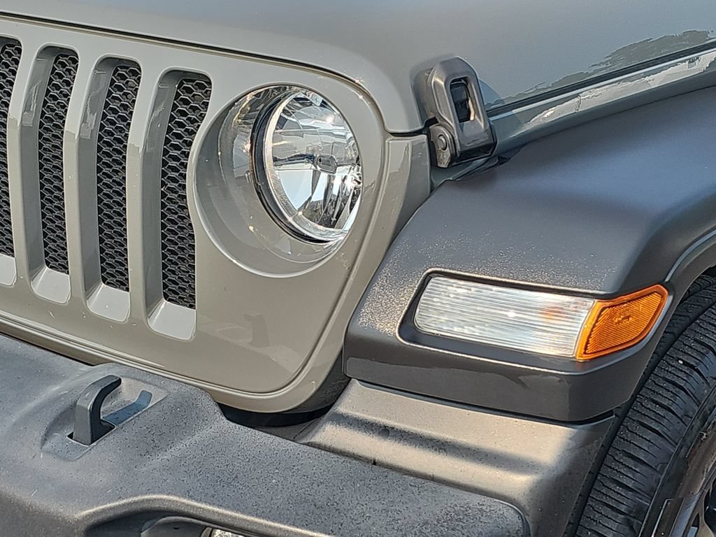 Used 2021 Jeep Wrangler Unlimited Sport AWD/4WD image 31