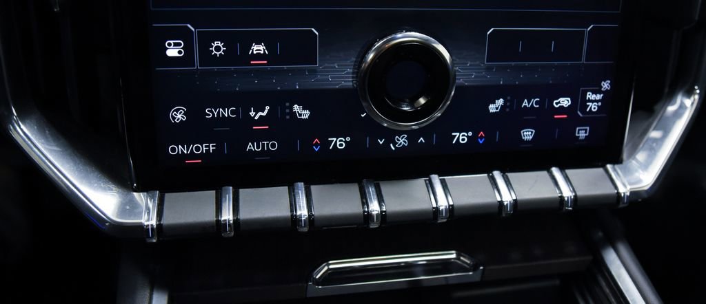 Used 2024 GMC Acadia Denali image 22