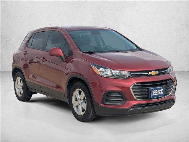 Used 2021 Chevrolet Trax LS w/ Tint and Cruise Package FWD image 3
