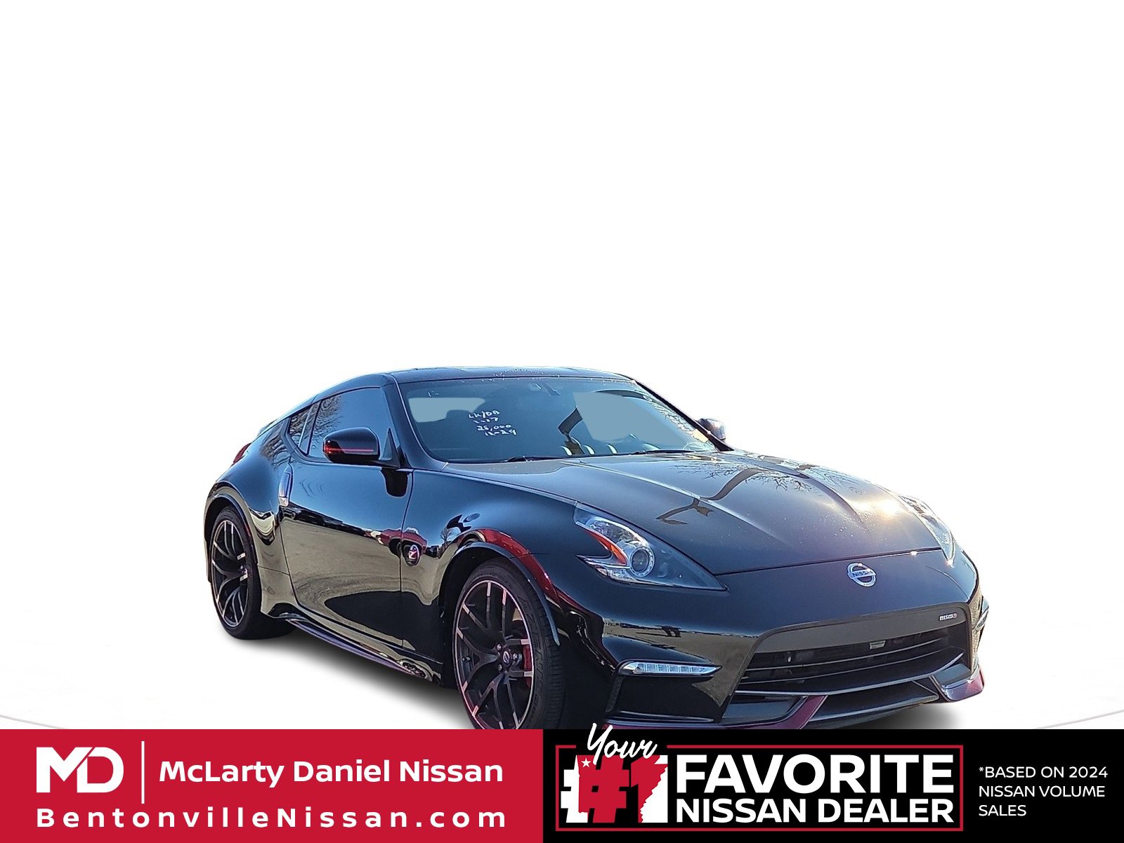 Used 2017 Nissan 370Z NISMO image 1