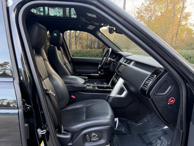 Used 2017 Land Rover Range Rover Long Wheelbase Supercharged image 26