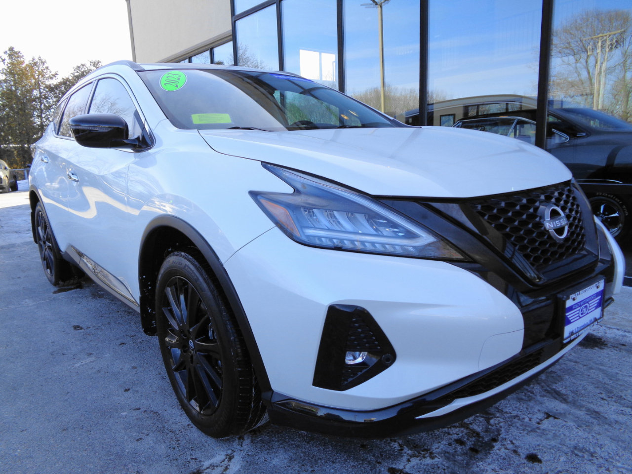 Used 2023 Nissan Murano SV w/ SV Midnight Edition Package image 3